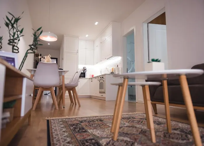 Tam Skanderbeg Square City Center Apartment No4